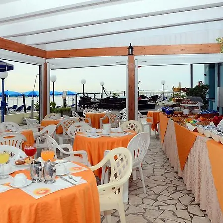 Hotel Primavera Sul Mare 3*