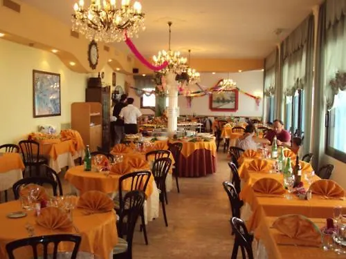 酒店 Primavera Sul Mare 丽都迪萨维奥