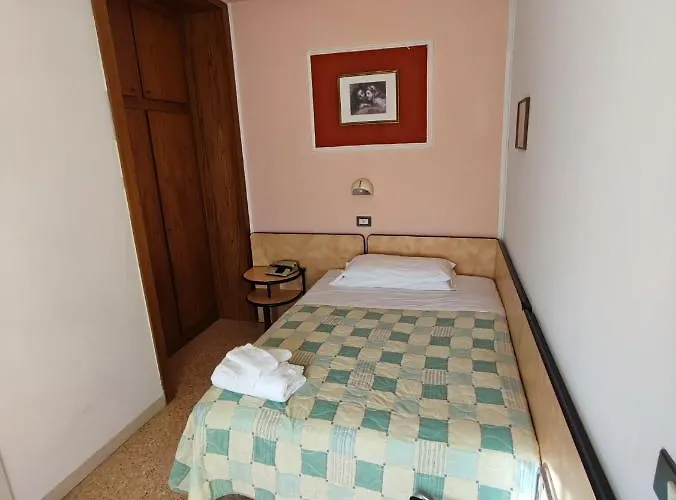 Otel Primavera Sul Mare