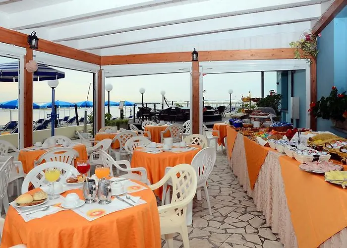 酒店 Primavera Sul Mare 3*